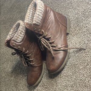 JustFab Brown Knit Cuff Combat Boots